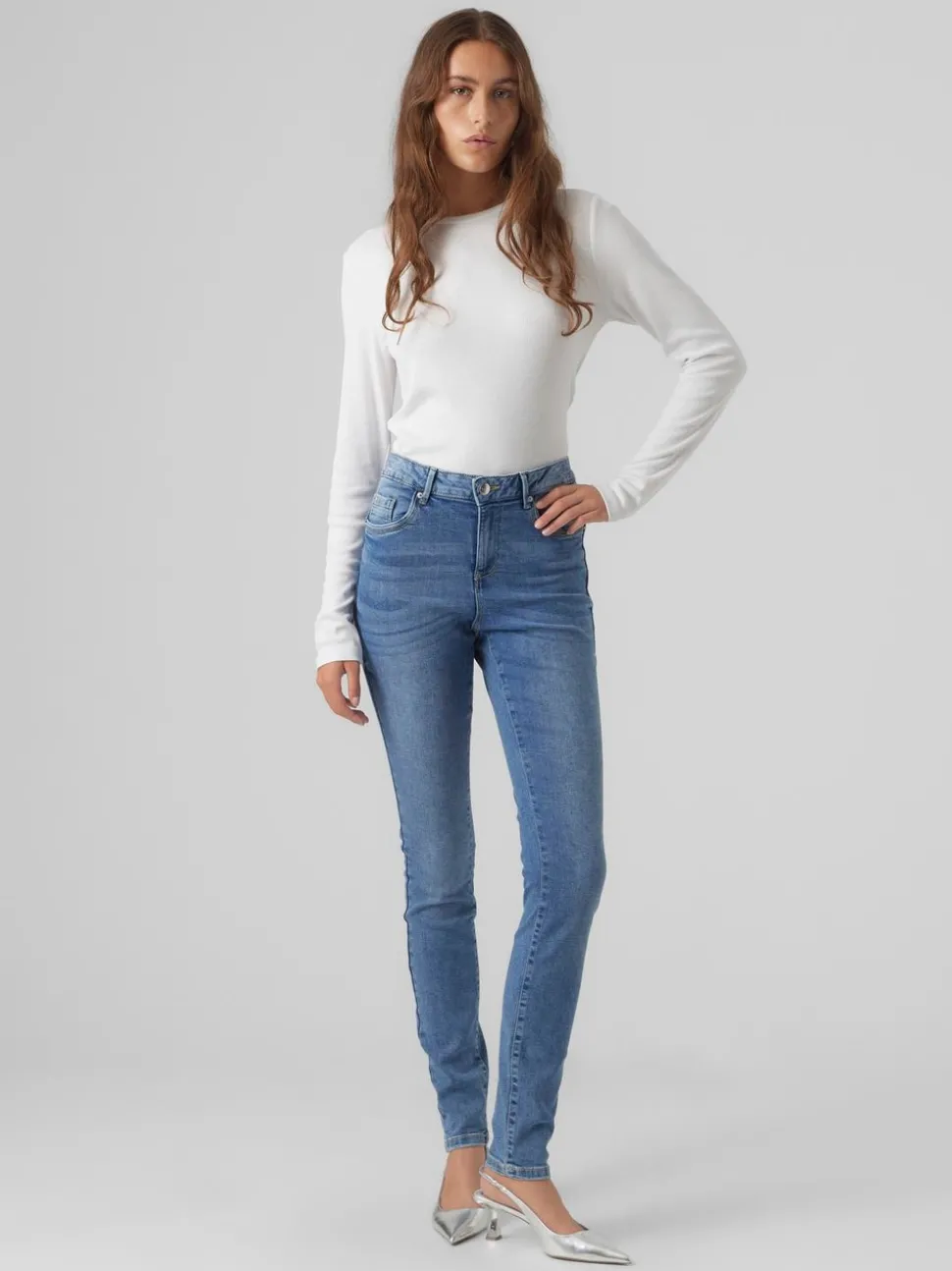 VMALIA Medelhög Midja Slim Fit Jeans