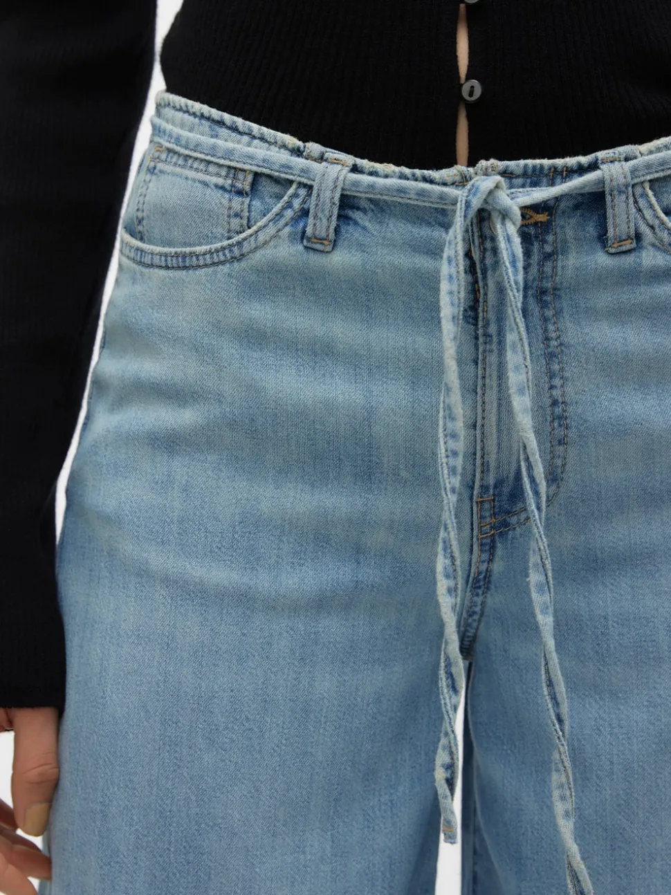 VMANNET Medelhög Midja Vid Passform Jeans