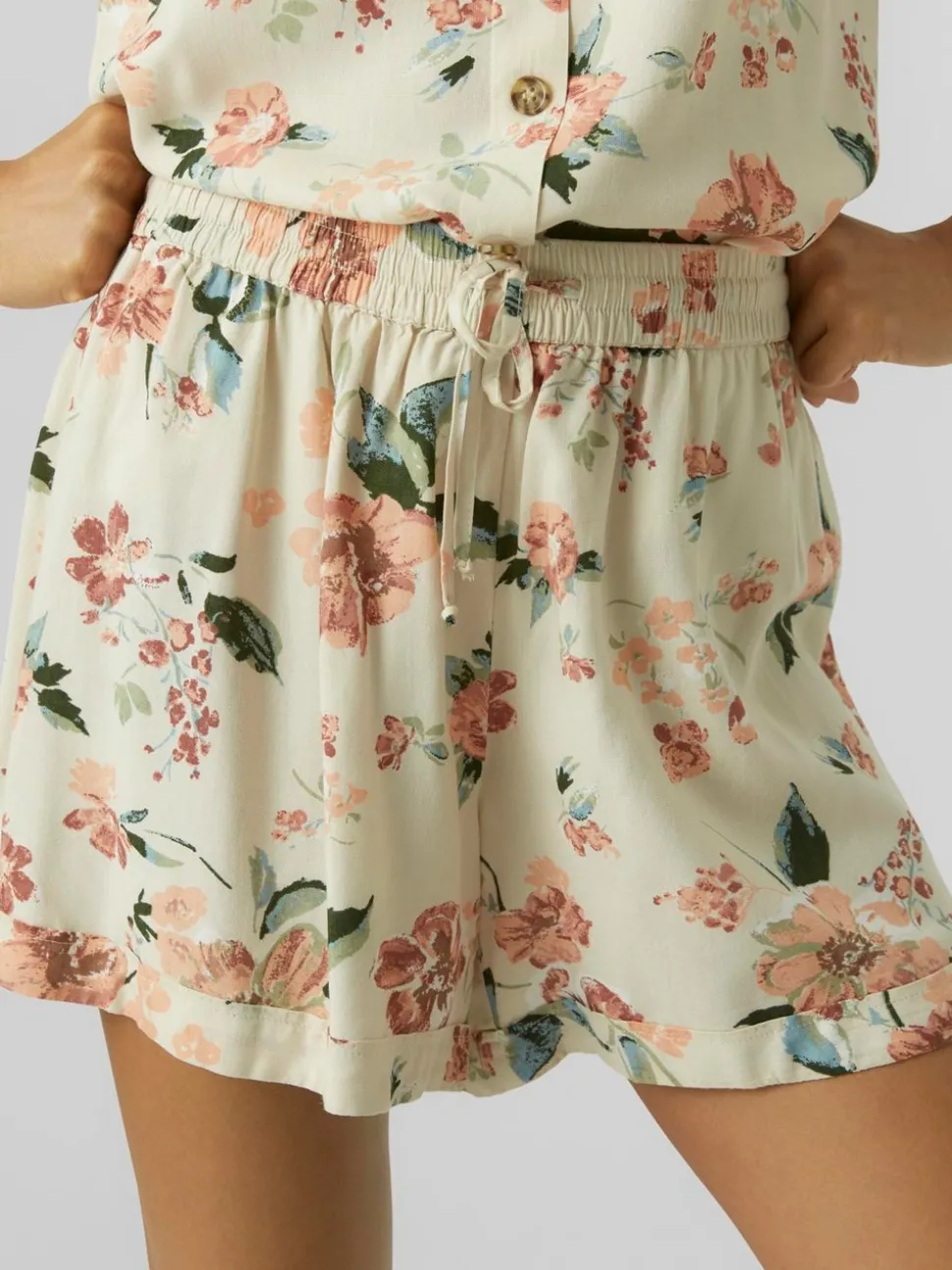 VMBUMPY Shorts