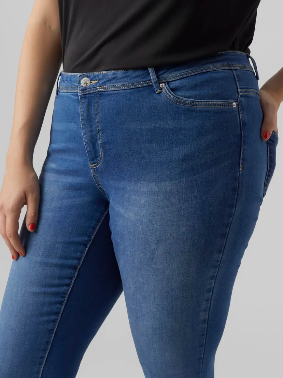 VMCFANYA Medelhög Midja Slim Fit Jeans