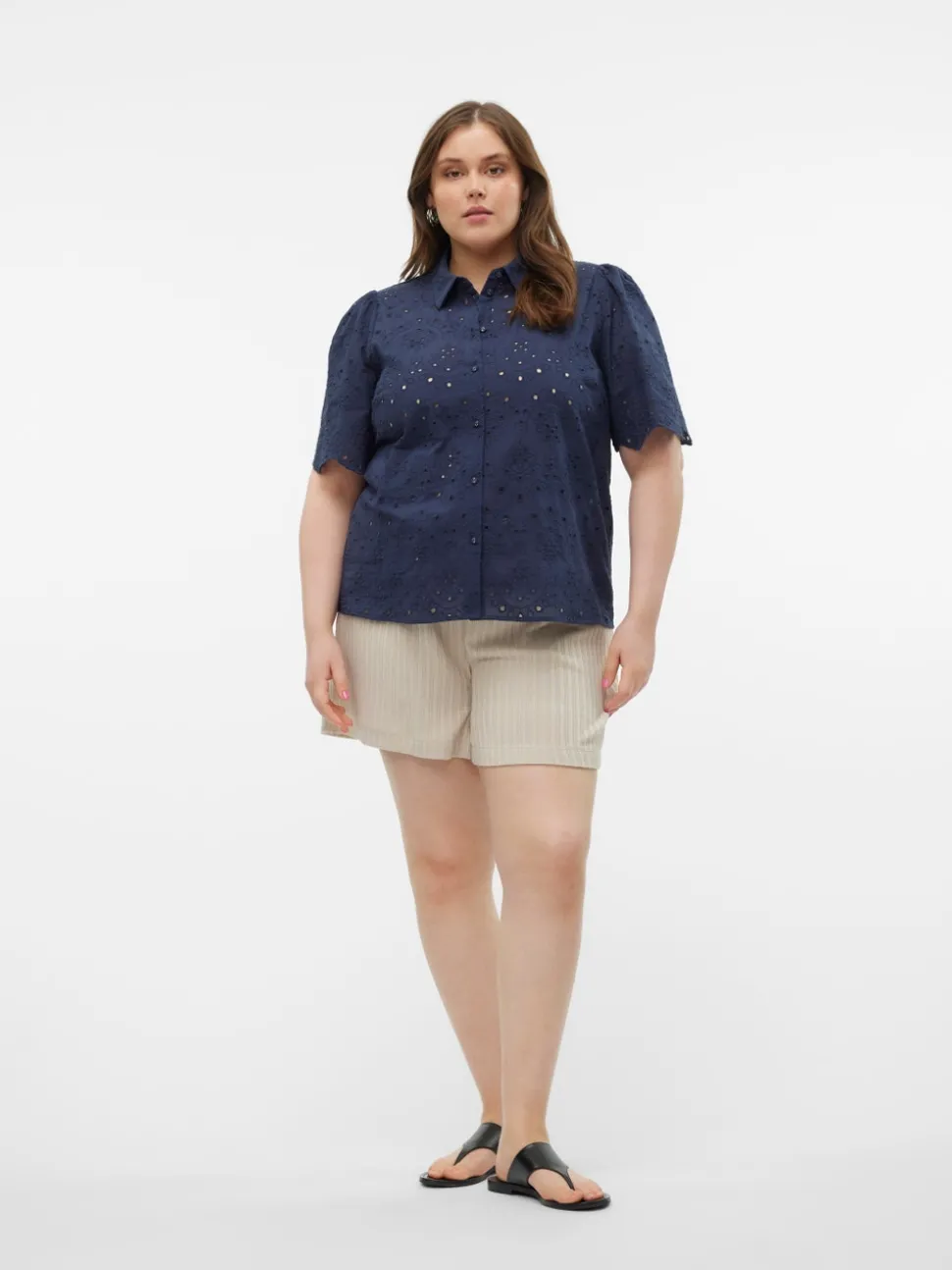 VMCOLIVA Shorts