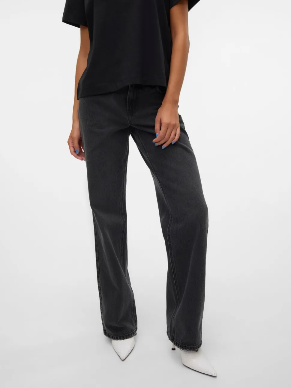 VMFILIPPA Låg Midja Rak Passform Jeans
