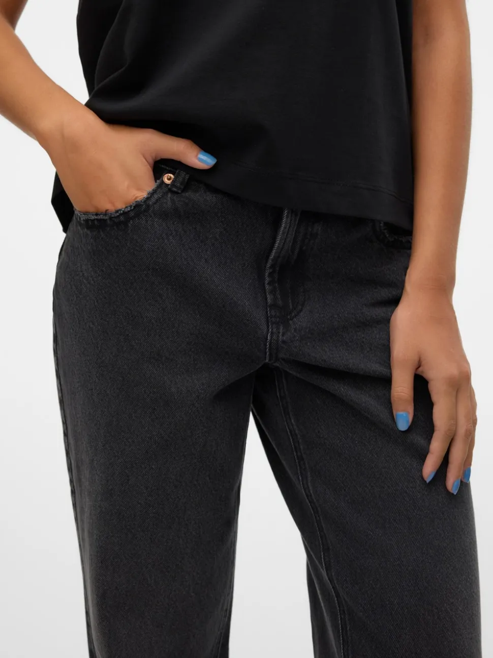 VMFILIPPA Låg Midja Rak Passform Jeans
