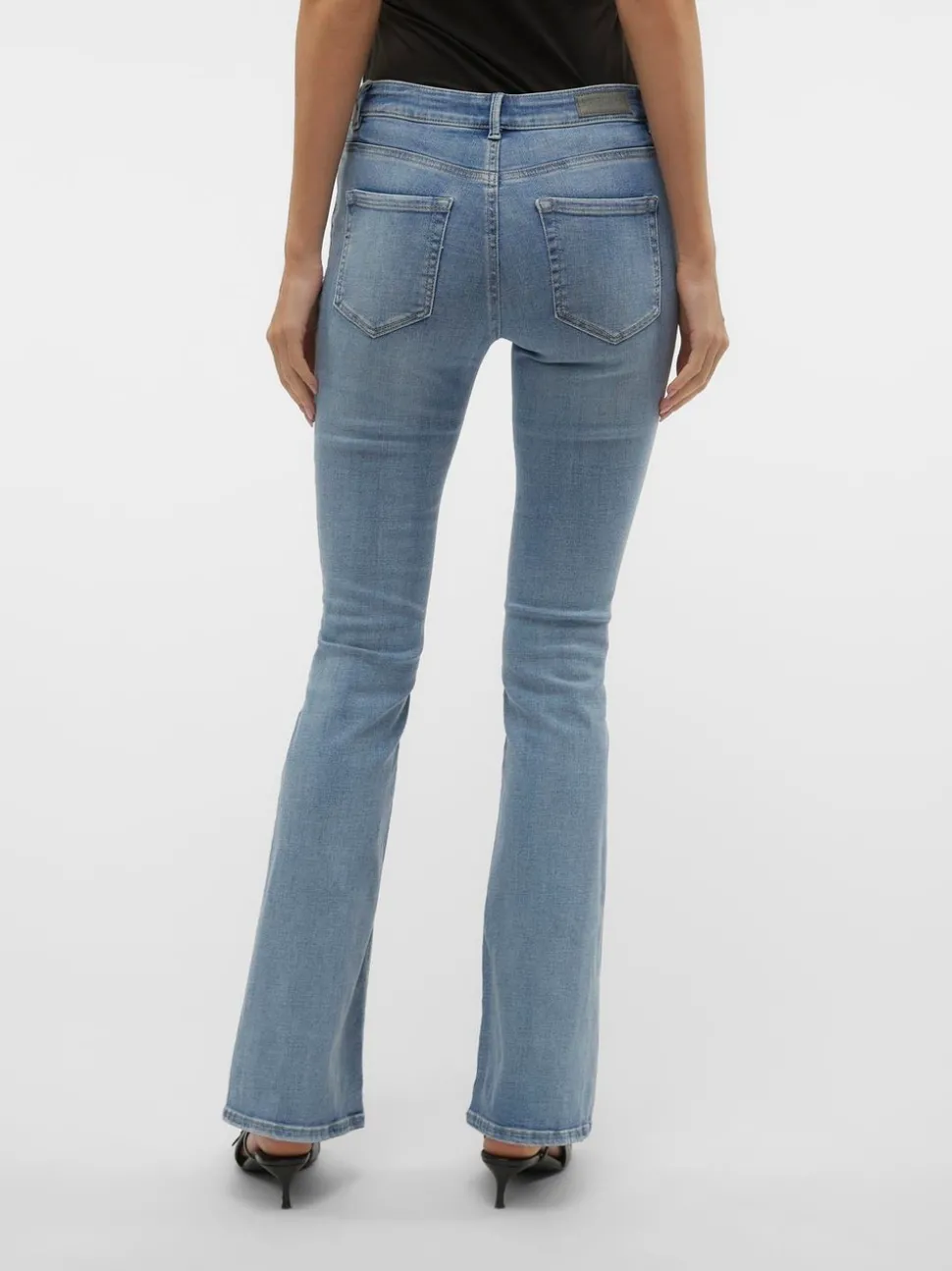 VMFLASH Medelhög Midja Utsvängd Passform Jeans