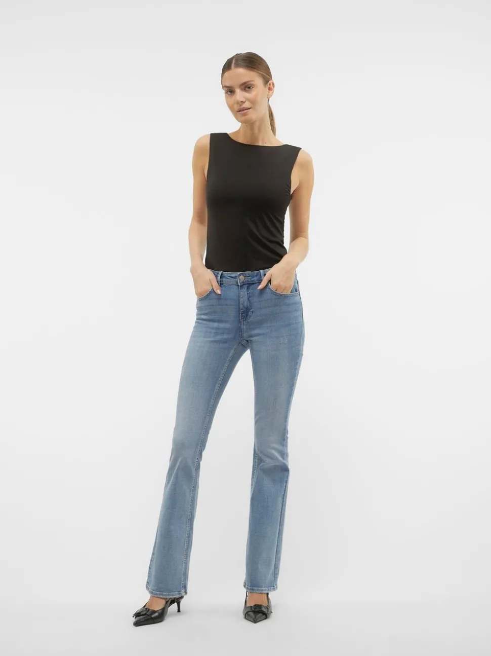 VMFLASH Medelhög Midja Utsvängd Passform Jeans