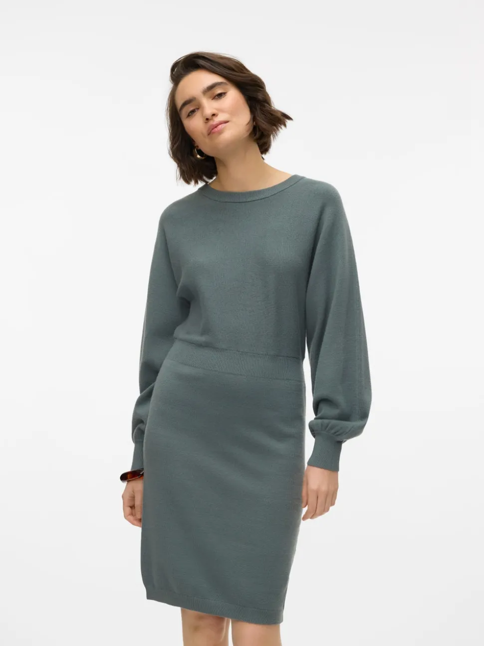 VMHOLLYKARIS Kort Klänning