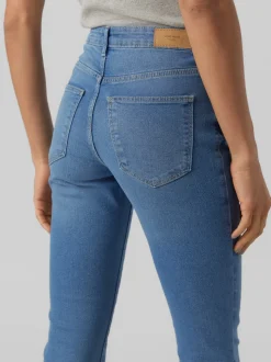 VMJUNE Medelhög Midja Slim Fit Jeans