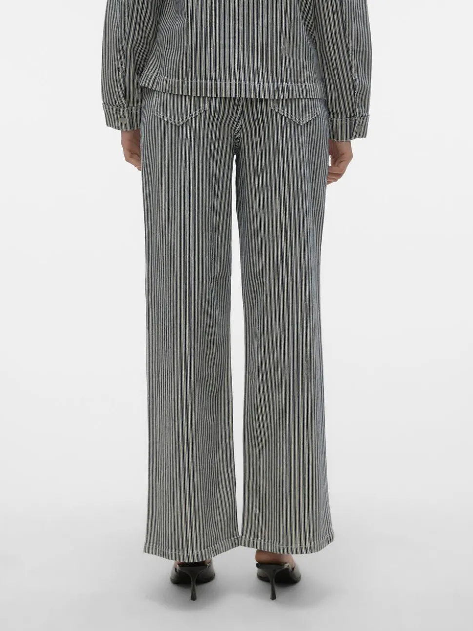 VMKATHY Hög Midja Vid Passform Jeans