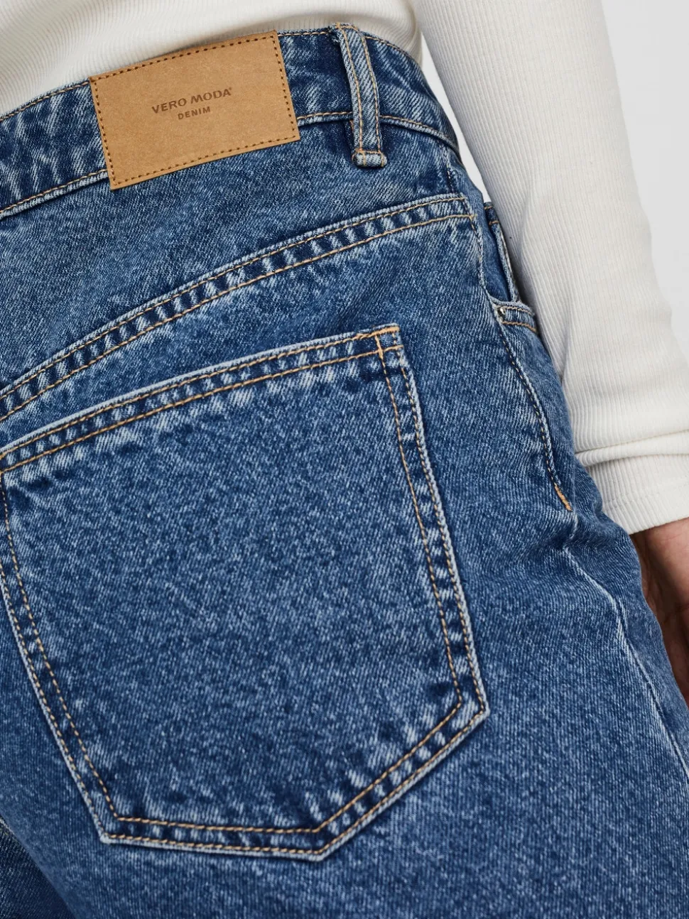 VMKITHY Hög Midja Lös Passform Jeans