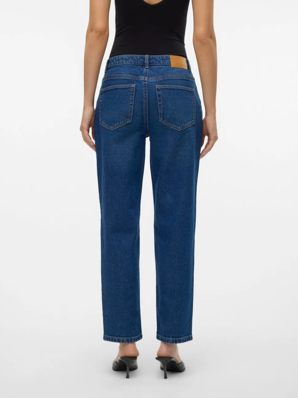 VMKYLA Medelhög Midja Rak Passform Jeans