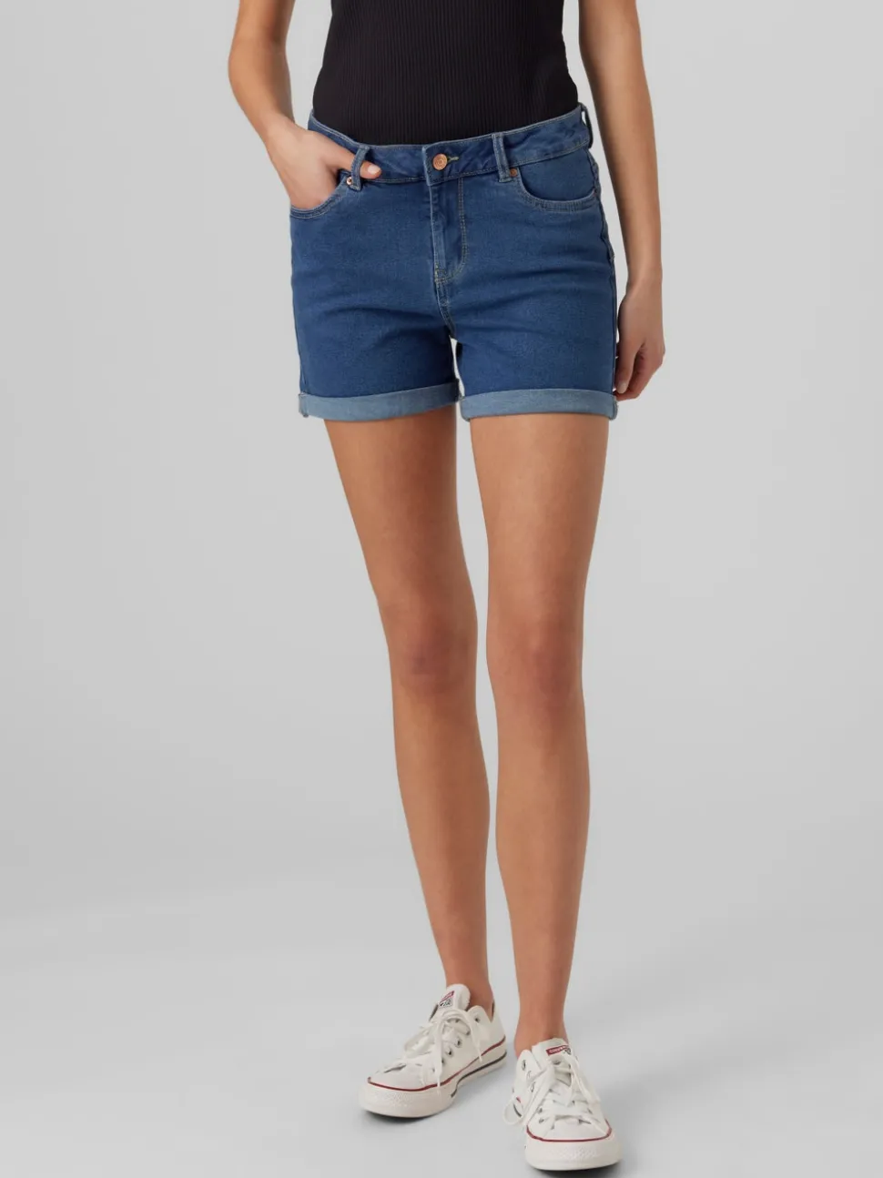 VMLUNA Shorts