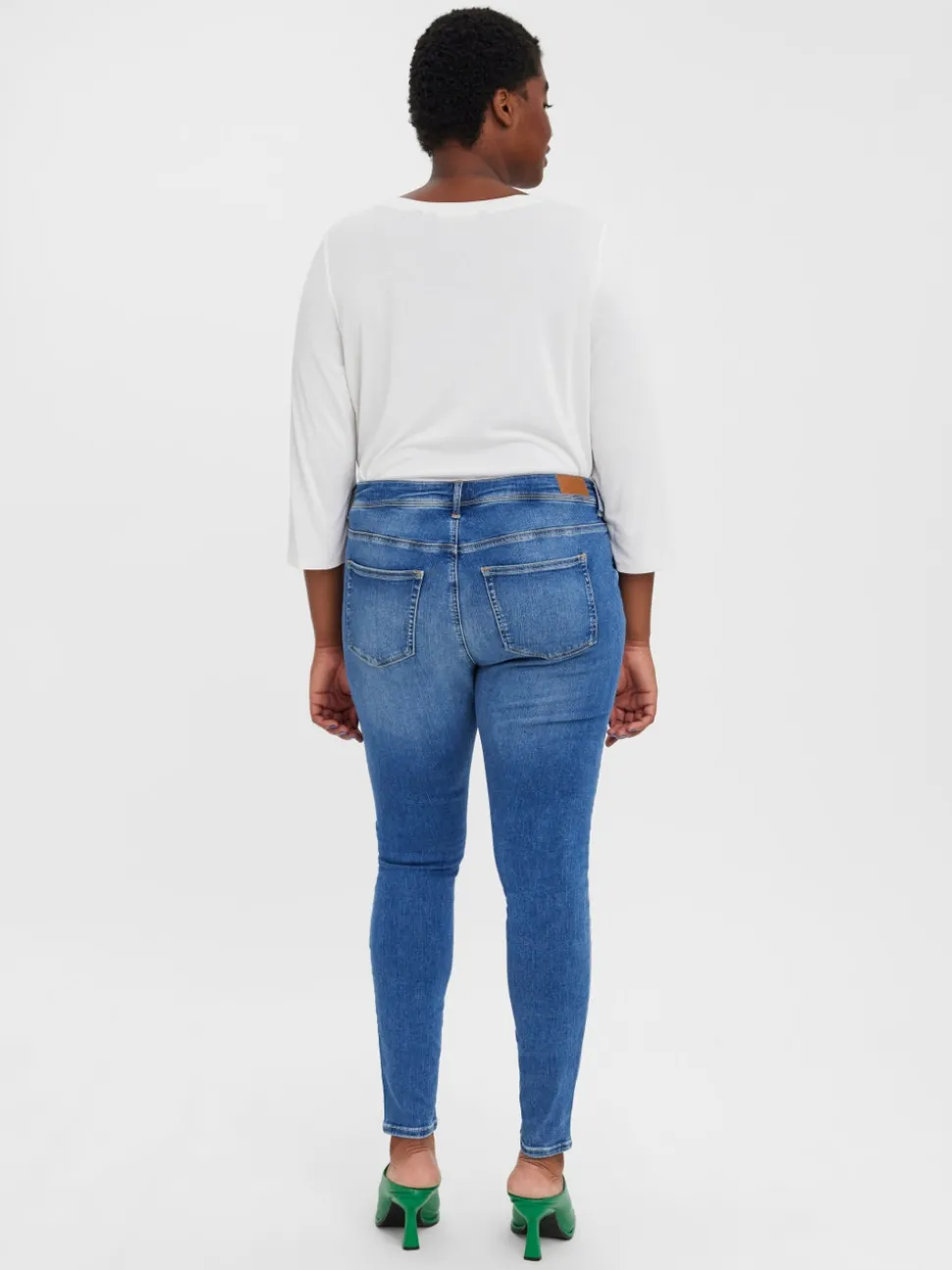 VMLUX Medelhög Midja Slim Fit Jeans