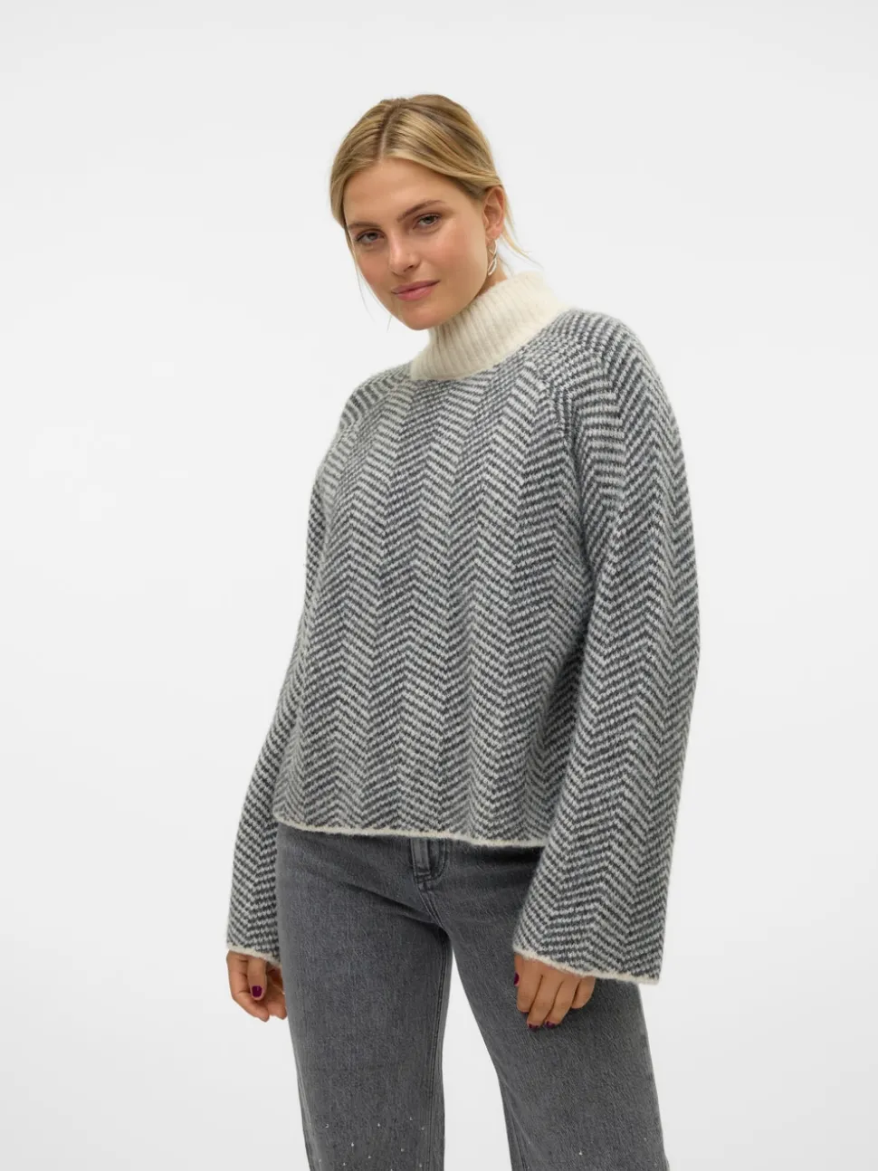 VMNAOMI Pullover