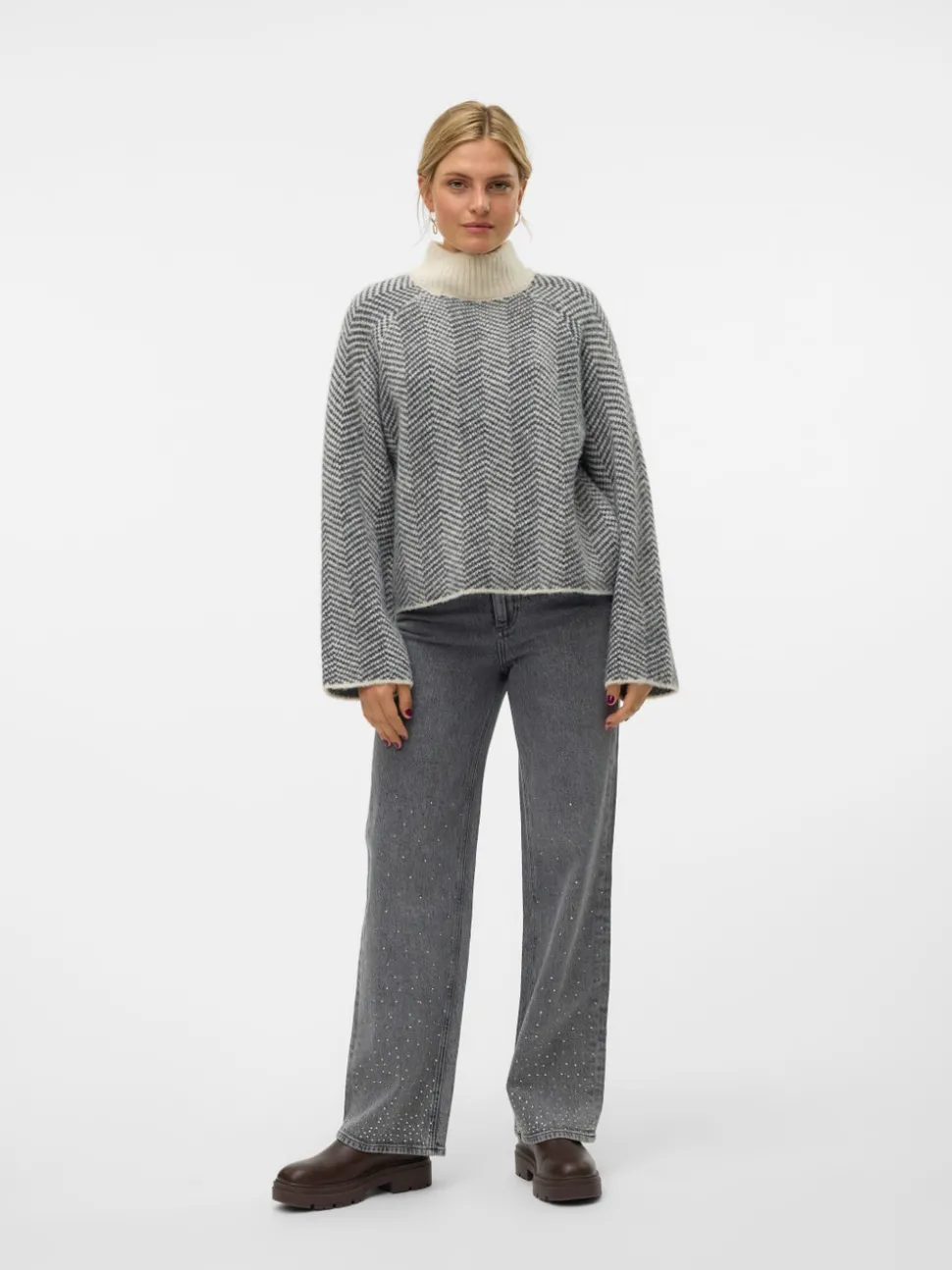 VMNAOMI Pullover