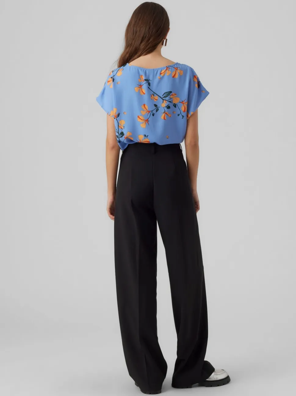 VMNEWHALLIE Topp