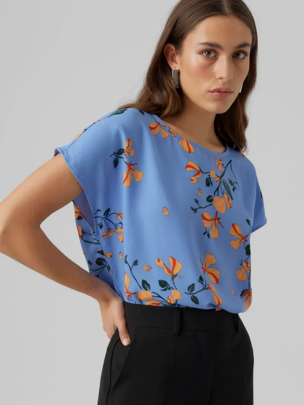 VMNEWHALLIE Topp
