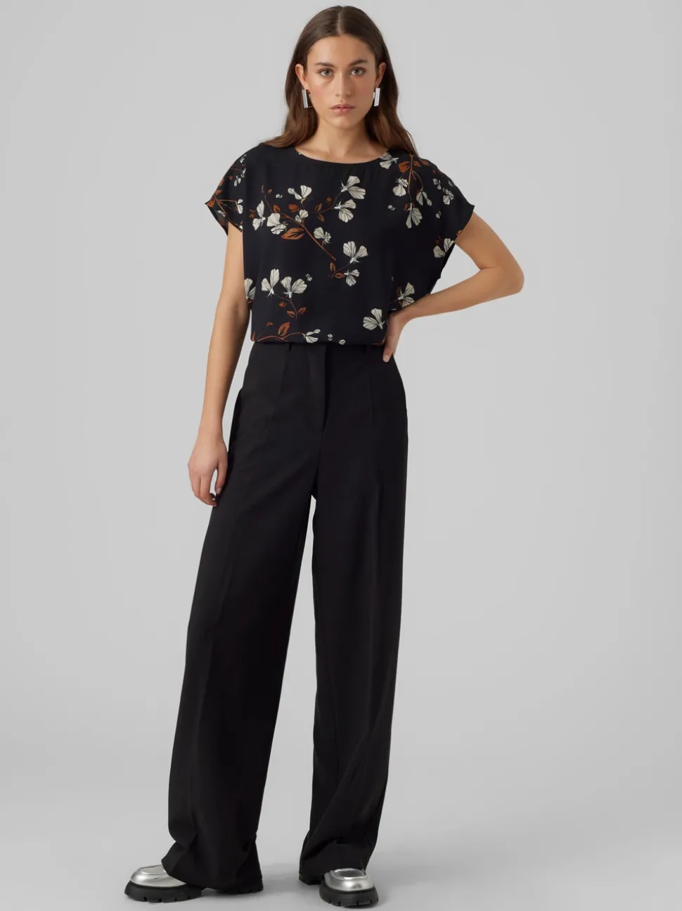 VMNEWHALLIE Topp