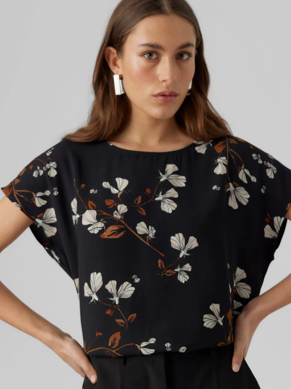 VMNEWHALLIE Topp