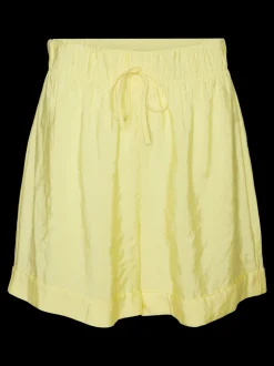 VMQUEENY Shorts
