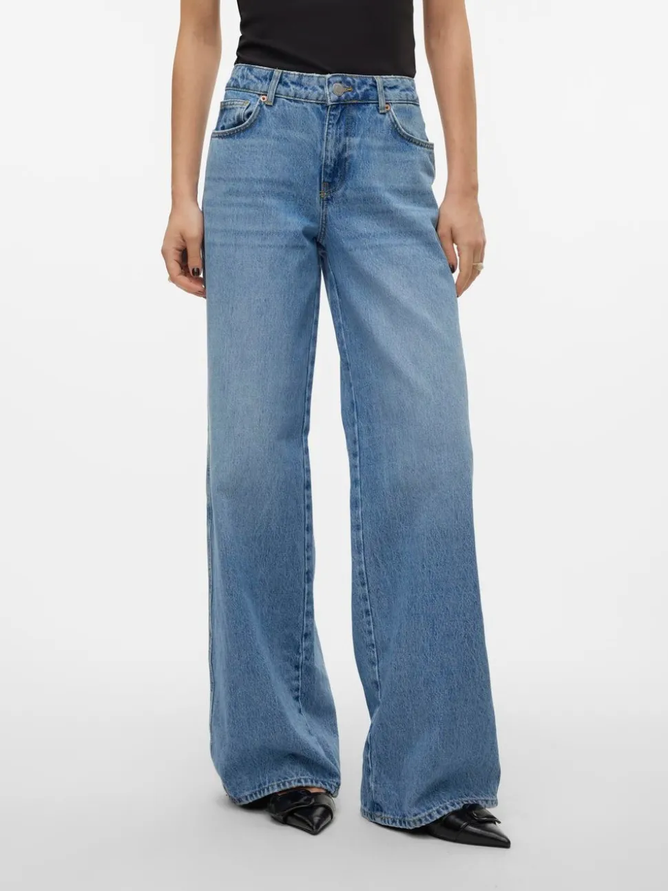 VMREMY Medelhög Midja Vid Passform Jeans