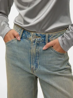 VMREMY Medelhög Midja Vida Ben Jeans