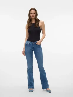 VMSIGI Låg Midja Utsvängd Passform Jeans
