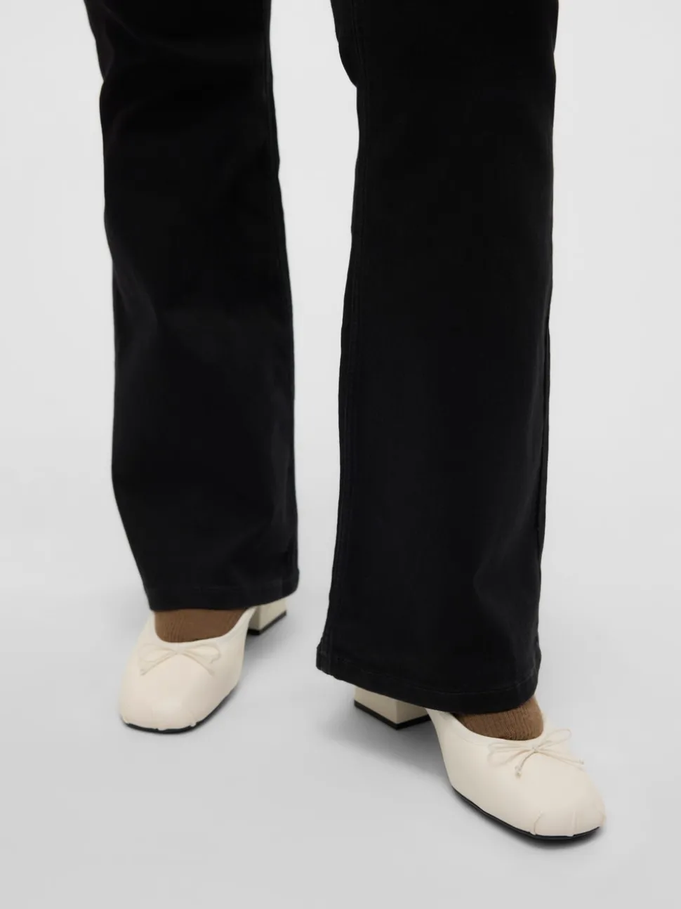VMSIGI Låg Midja Utsvängd Passform Jeans