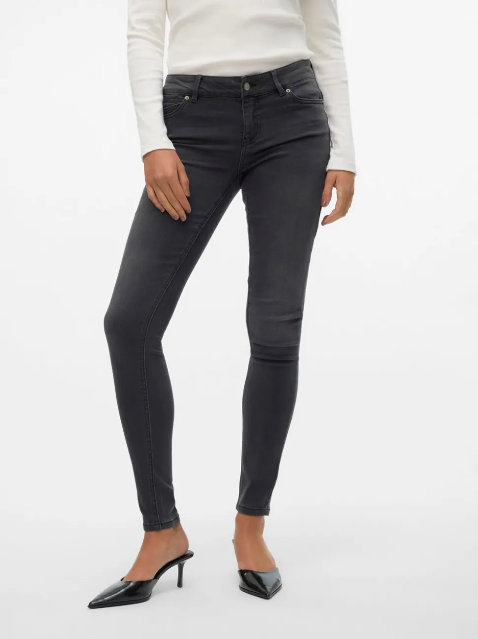 VMSYLVIA Låg Midja Skinny Fit Jeans