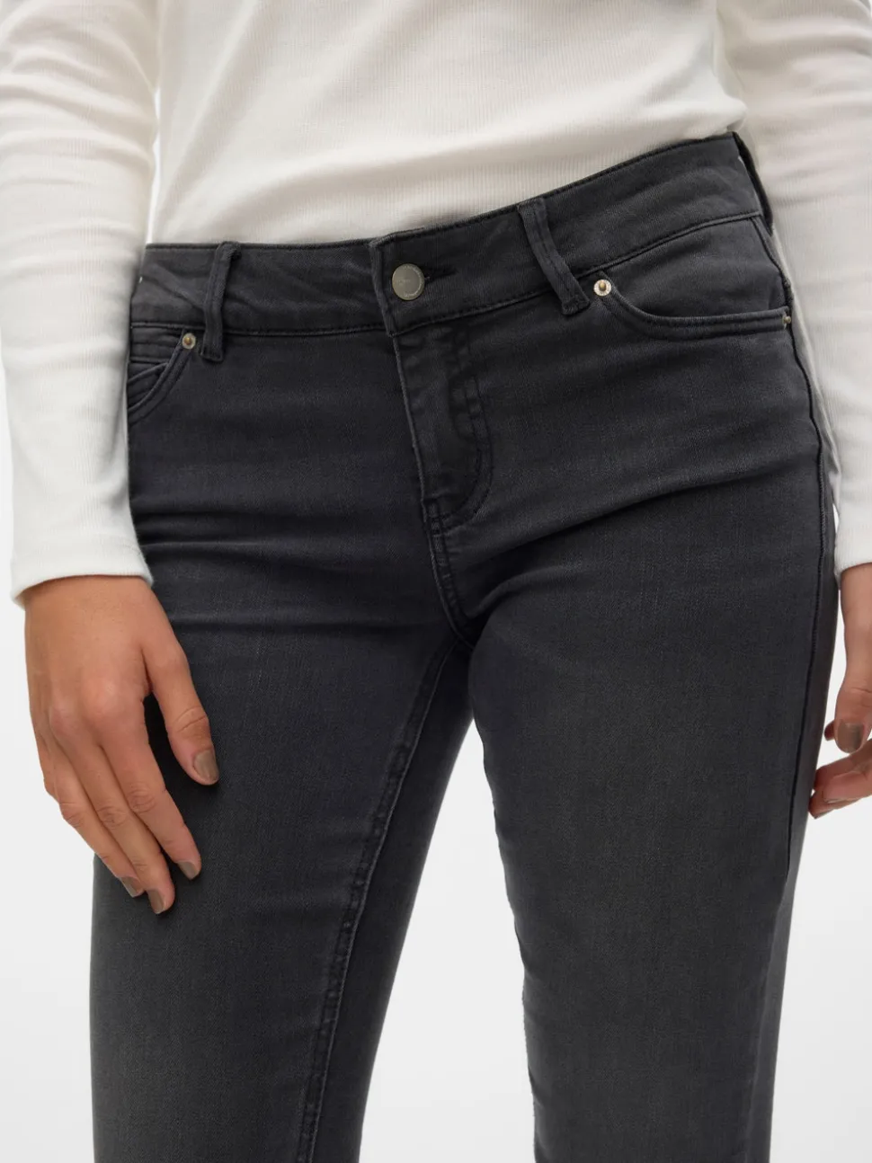 VMSYLVIA Låg Midja Skinny Fit Jeans