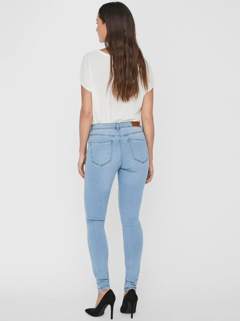 VMTANYA Medelhög Midja Skinny Fit Jeans