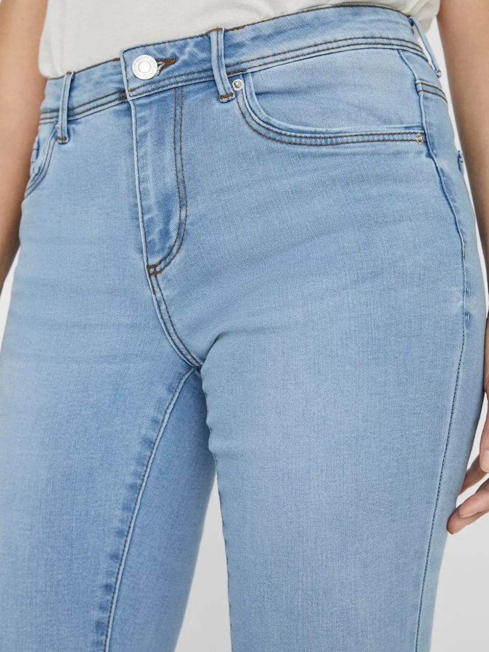 VMTANYA Medelhög Midja Skinny Fit Jeans