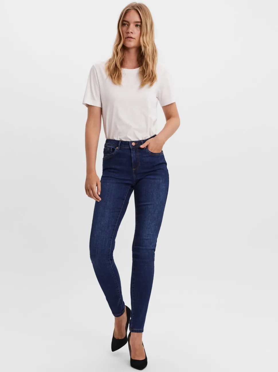 VMTANYA Medelhög Midja Skinny Fit Jeans