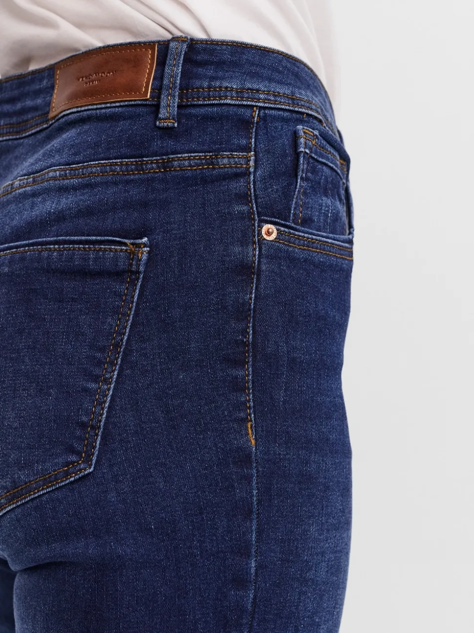 VMTANYA Medelhög Midja Skinny Fit Jeans