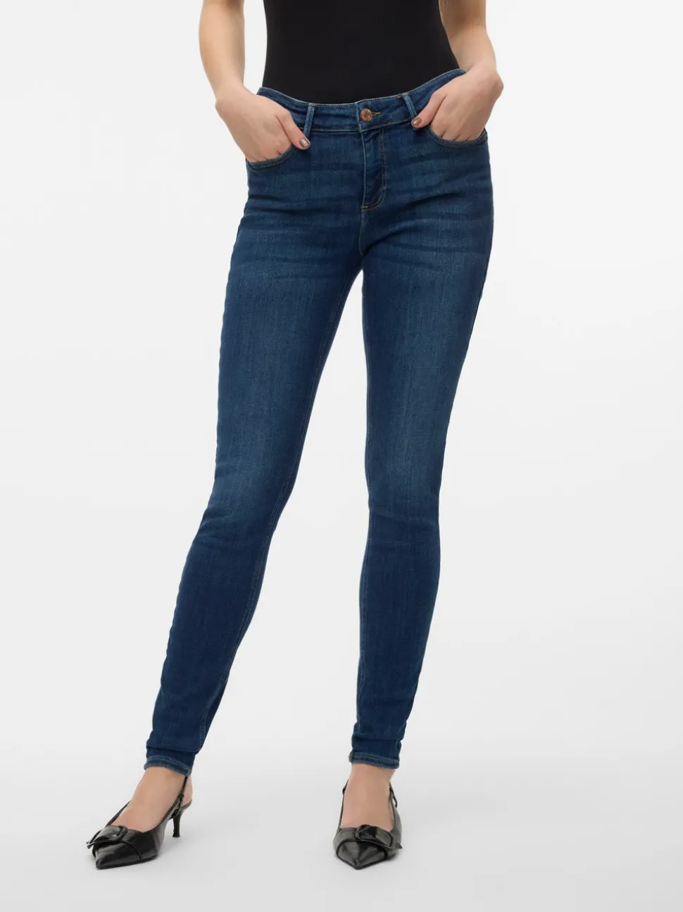 VMTANYA Medelhög Midja Skinny Fit Jeans