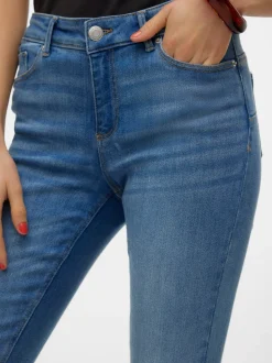 VMTANYA Medelhög Midja Skinny Fit Jeans