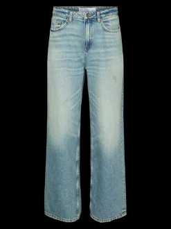 VMTESSA Vid Passform Jeans