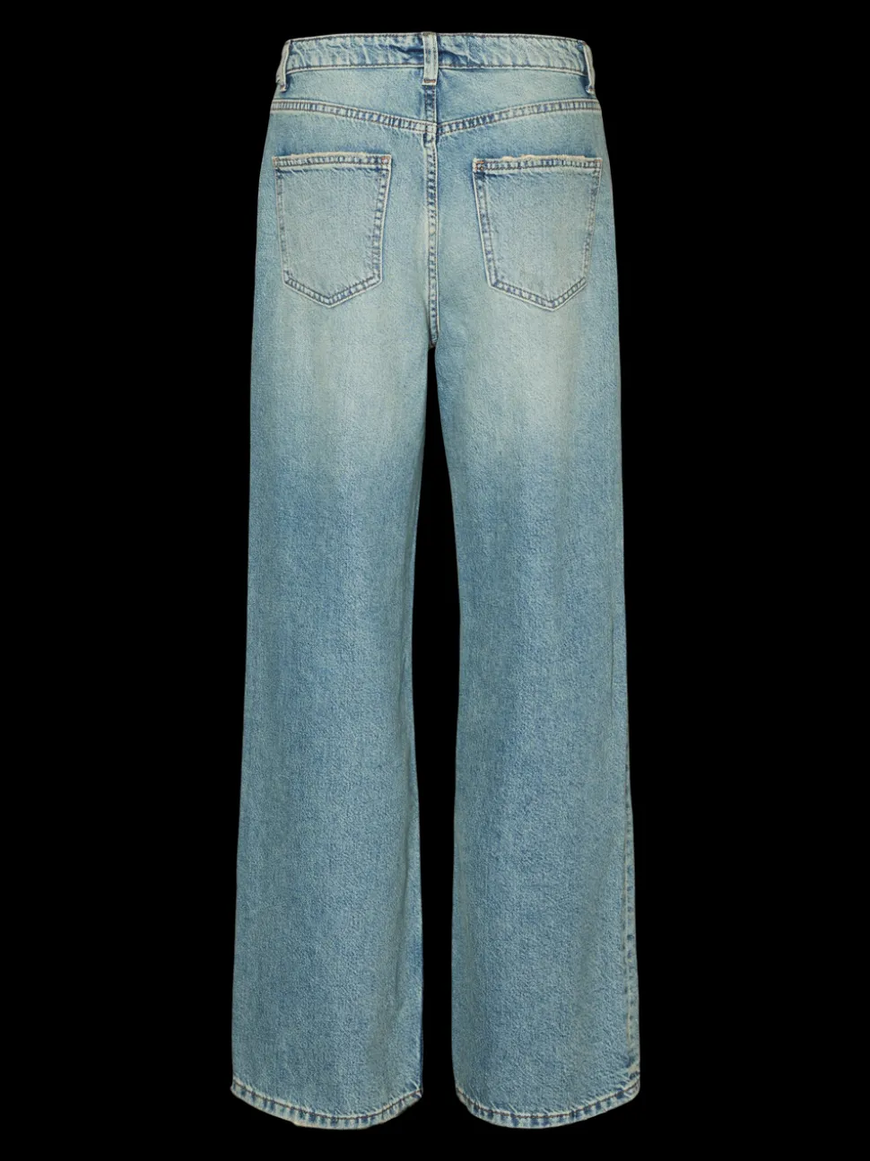 VMTESSA Vid Passform Jeans