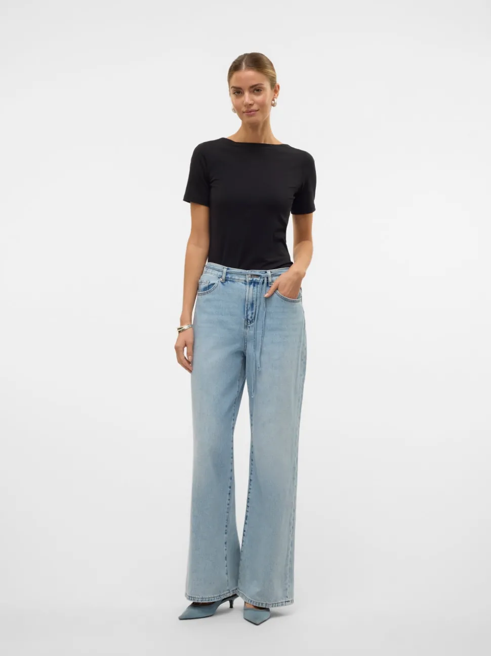 VMWIEN Medelhög Midja Vida Ben Jeans