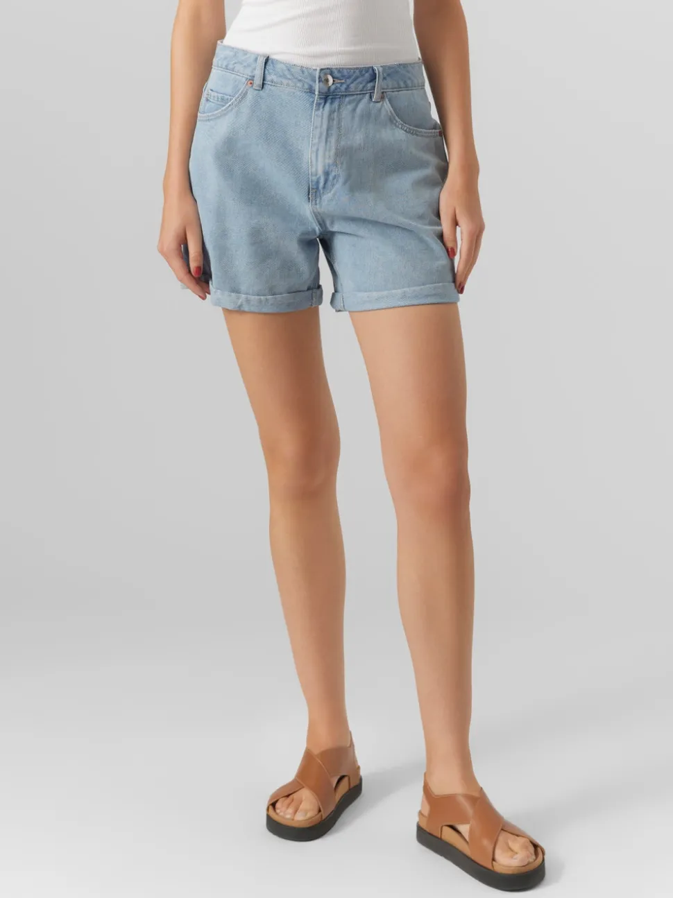 VMZURI Shorts
